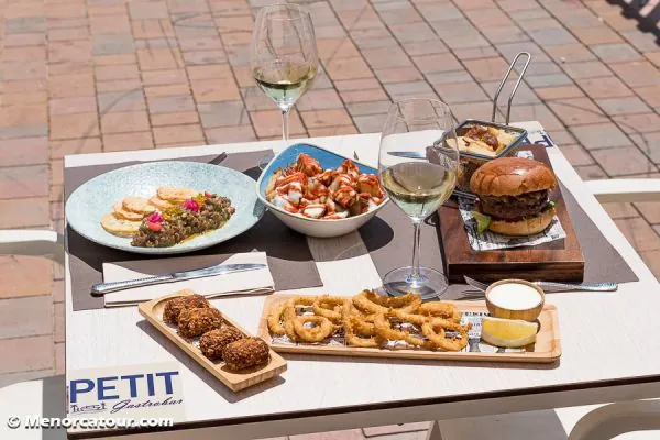 Petit gastrobar21 07 21 25 41d1a9f3